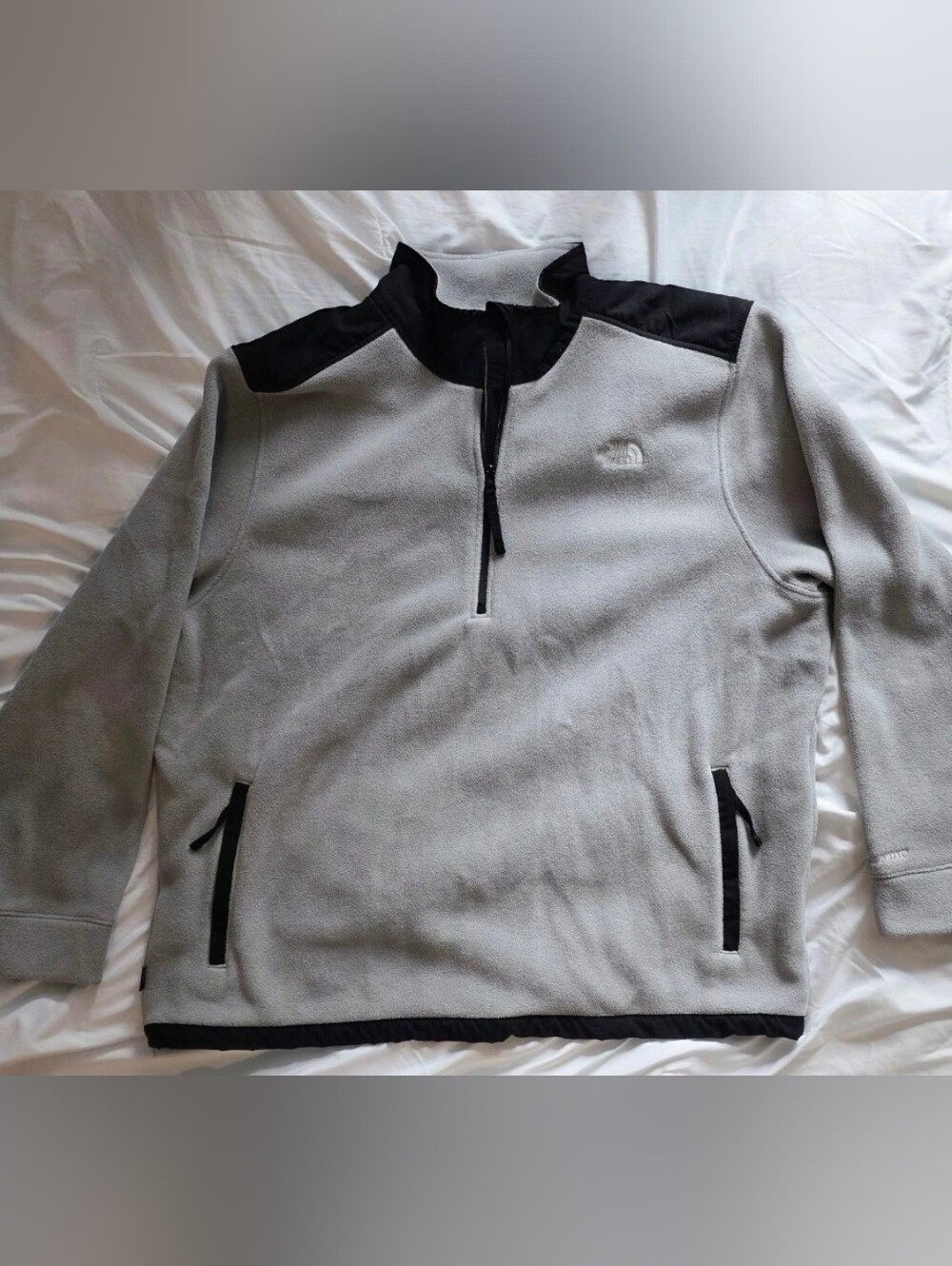 The North Face Mens Polartec 200 Gray/Black Quarter-Zip Fleece Pullover XXL NWOT